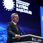 Burhanettin Duran: Siber dünyadaki anarşi ortamı milli güvenlik meselesidir
