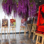İstanbul Maltepe’de 1 Mayıs afişleri sergileniyor
