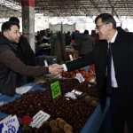 Kütahya’da Başkan Kahveci pazara kulak verdi