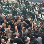 Bursaspor’un şampiyonluk coşkusu omuz omuza izlendi