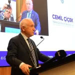 Cemil Çiçek Malatya’da ‘Özallı Yıllar’da konuştu