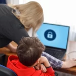 Güçlü aile ilişkileri dijital risklere karşı koruyucu