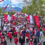 Denizli’de 23 Nisan Coşkusu çocuk koşusuyla başladı