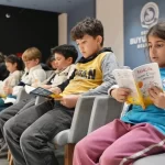 Denizli’de çocuklar “Telefonu Bırak, Kitaba Sarıl” çağrısına kulak veriyor