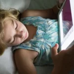 Dijital ekranlar ’emzik’ gibi kullanılmamalı!