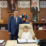 Gebze’de rektörlük koltuğu miniklerde