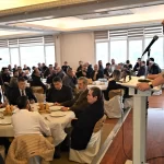 İzmir Bornova’da sanayi esnafıyla aynı sofrada