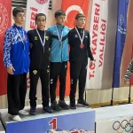 Konyalı güreşçiler madalyaları topladı