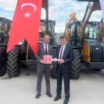 Kütahya Belediyesi’ne TBB’den yeni iş makinesi desteği