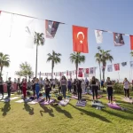 Mersin’de bahar enerjisi sahile taştı