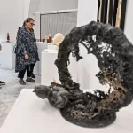 İzmir’de seramikle görünür kılınan sessiz çığlıklar