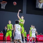 TOFAŞ altyapısının iki yıldızı profesyonel oldu