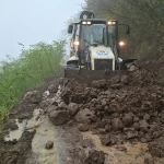 Trabzon’da heyelan sonrası 4 yol açıldı